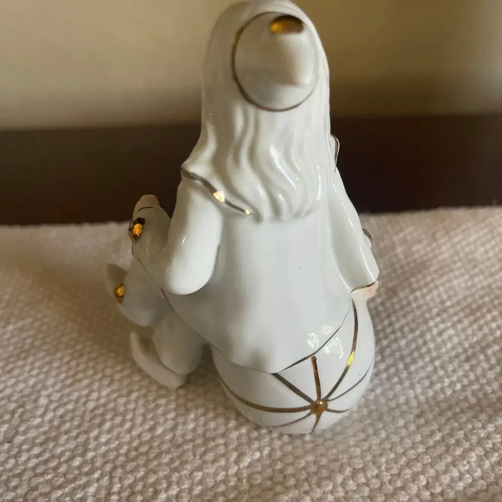 Vintage 80’s porcelain lady clown mime figurine